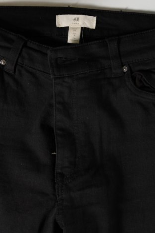 Дамски дънки H&M L.O.G.G., Размер S, Цвят Черен, Цена 10,00 лв.