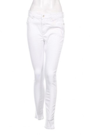 Damen Jeans ONLY, Größe M, Farbe Weiß, Preis € 5,26