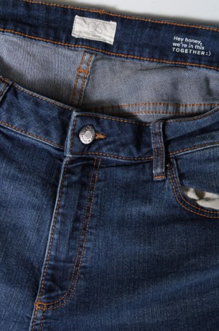Damskie jeansy Q/S by S.Oliver, Rozmiar XL, Kolor Niebieski, Cena 92,76 zł