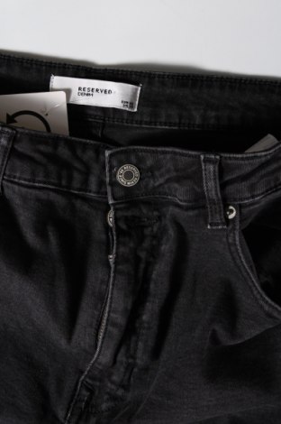 Damen Jeans Reserved, Größe L, Farbe Grau, Preis 8,45 €