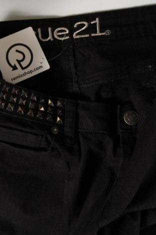 Damskie jeansy Rue 21, Rozmiar M, Kolor Czarny, Cena 23,34 zł