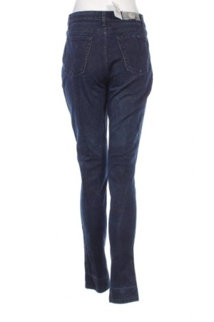 Дамски дънки Trussardi Jeans, Размер M, Цвят Син, Цена 23,12 лв.
