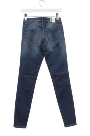 Damskie jeansy United Colors Of Benetton, Rozmiar XS, Kolor Niebieski, Cena 55,65 zł