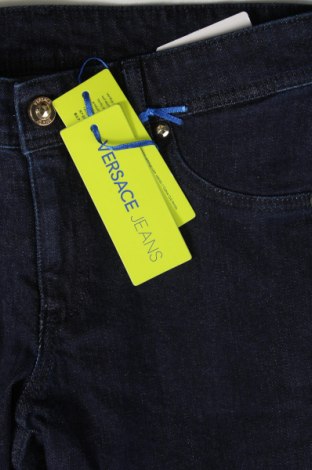 Дамски дънки Versace Jeans, Размер M, Цвят Син, Цена 121,68 лв.