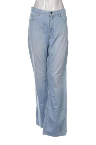 Damen Jeans Yessica, Größe M, Farbe Blau, Preis 8,10 €