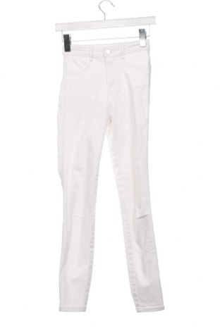 Дамски дънки Zara, Размер XS, Цвят Бял, Цена 12,01 лв.