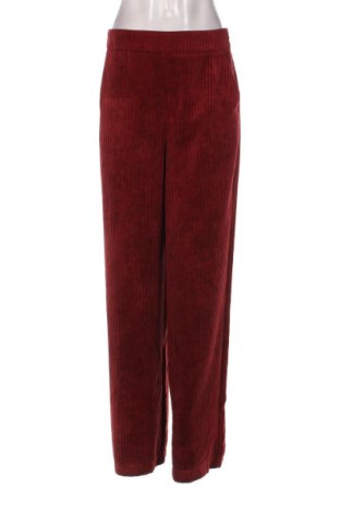Pantaloni de velvet de femei Stradivarius, Mărime M, Culoare Roșu, Preț 48,65 Lei
