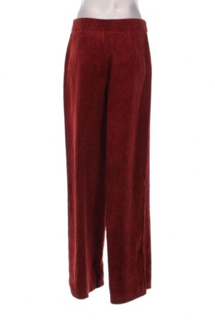 Pantaloni de velvet de femei Stradivarius, Mărime M, Culoare Roșu, Preț 95,39 Lei