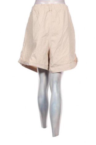 Pantaloni scurți de femei, Mărime XXL, Culoare Bej, Preț 62,50 Lei