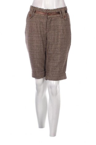 Pantaloni scurți de femei, Mărime L, Culoare Multicolor, Preț 23,75 Lei