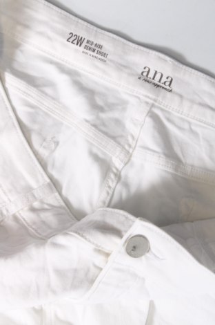 Дамски къс панталон A.N.A., Размер 4XL, Цвят Бял, Цена 19,00 лв.