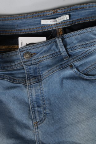 Γυναικείο κοντό παντελόνι B.Young, Μέγεθος L, Χρώμα Μπλέ, Τιμή 12,37 €