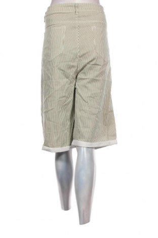 Γυναικείο κοντό παντελόνι Beme, Μέγεθος 3XL, Χρώμα Πολύχρωμο, Τιμή 19,18 €