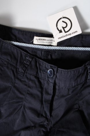 Pantaloni scurți de femei Bershka, Mărime S, Culoare Albastru, Preț 19,53 Lei