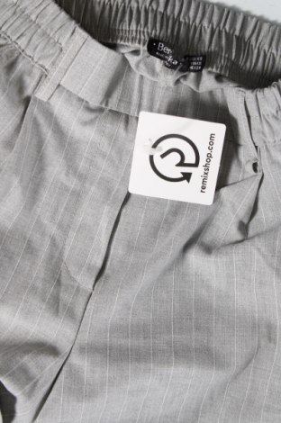 Damen Shorts Bershka, Größe XS, Farbe Grau, Preis 13,22 €