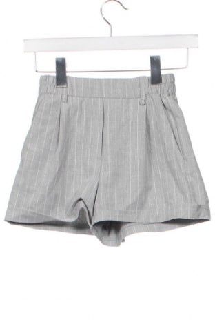 Damen Shorts Bershka, Größe XS, Farbe Grau, Preis 7,93 €