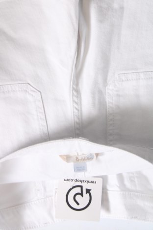 Damen Shorts Boden, Größe M, Farbe Weiß, Preis 10,47 €