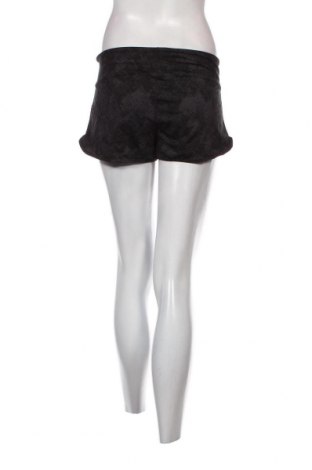 Дамски къс панталон Casall, Размер M, Цвят Черен, Цена 5,52 лв.