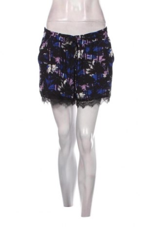 Γυναικείο κοντό παντελόνι Casual Ladies, Μέγεθος XXL, Χρώμα Πολύχρωμο, Τιμή 11,75 €