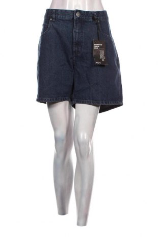 Дамски къс панталон Charles Vogele, Размер XXL, Цвят Син, Цена 13,95 лв.