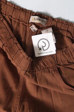 Дамски къс панталон Charmant, Размер XL, Цвят Кафяв, Цена 10,17 лв.