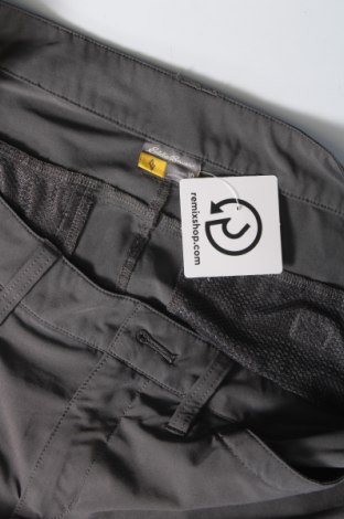 Дамски къс панталон Eddie Bauer, Размер L, Цвят Сив, Цена 34,00 лв.