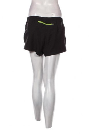 Γυναικείο κοντό παντελόνι Emporio Armani, Μέγεθος M, Χρώμα Μαύρο, Τιμή 30,85 €