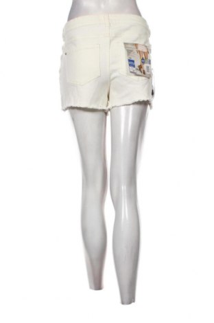Γυναικείο κοντό παντελόνι Esmara, Μέγεθος XL, Χρώμα Εκρού, Τιμή 19,18 €