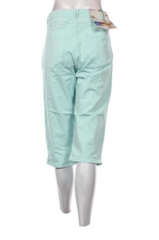 Дамски къс панталон Esmara, Размер XL, Цвят Зелен, Цена 31,00 лв.