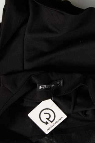 Дамски къс панталон Fb Sister, Размер S, Цвят Черен, Цена 4,75 лв.