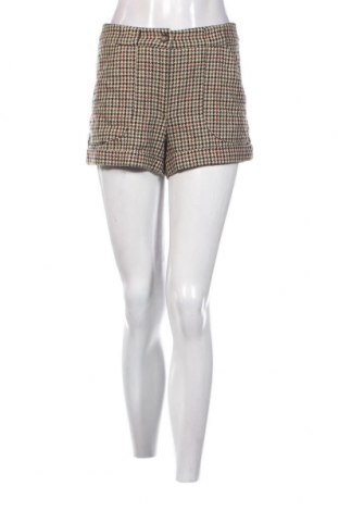 Дамски къс панталон H&M, Размер S, Цвят Многоцветен, Цена 5,32 лв.