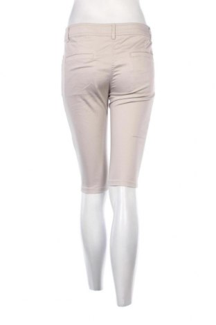 Pantaloni scurți de femei H&M, Mărime S, Culoare Bej, Preț 20,36 Lei