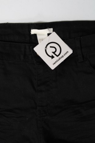 Дамски къс панталон H&M, Размер L, Цвят Черен, Цена 10,26 лв.