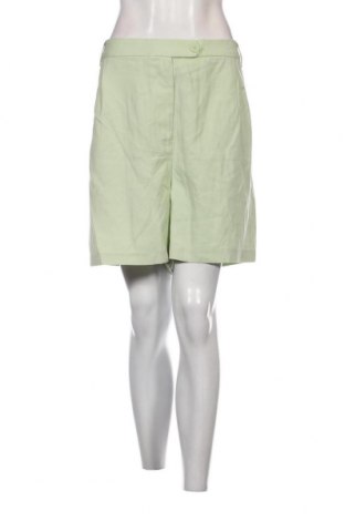 Дамски къс панталон Kiabi, Размер 3XL, Цвят Зелен, Цена 8,17 лв.