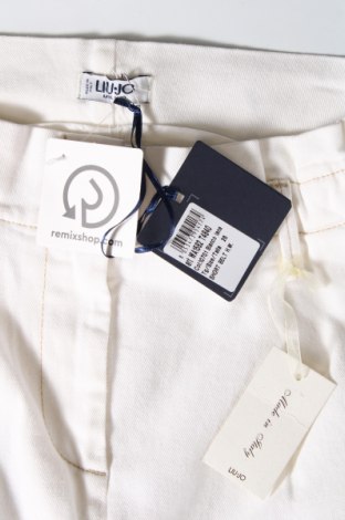 Pantaloni scurți de femei Liu Jo, Mărime S, Culoare Alb, Preț 447,37 Lei