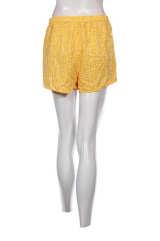 Γυναικείο κοντό παντελόνι Love To Lounge, Μέγεθος L, Χρώμα Κίτρινο, Τιμή 4,70 €