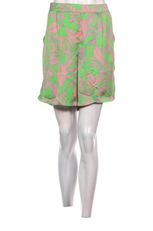 Γυναικείο κοντό παντελόνι ONLY, Μέγεθος XL, Χρώμα Πολύχρωμο, Τιμή 6,39 €