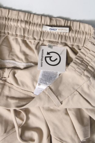 Дамски къс панталон ONLY, Размер L, Цвят Бежов, Цена 15,00 лв.