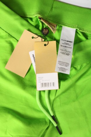 Дамски къс панталон Plein Sport, Размер L, Цвят Зелен, Цена 124,74 лв.