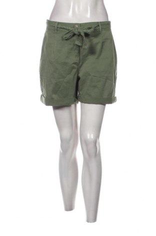 Дамски къс панталон Promod, Размер L, Цвят Зелен, Цена 38,88 лв.