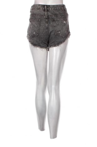 Дамски къс панталон SHEIN, Размер XS, Цвят Сив, Цена 19,00 лв.
