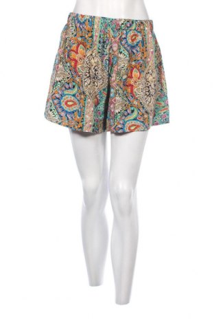 Γυναικείο κοντό παντελόνι SHEIN, Μέγεθος M, Χρώμα Πολύχρωμο, Τιμή 11,75 €
