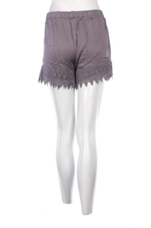 Γυναικείο κοντό παντελόνι Saint Tropez, Μέγεθος XL, Χρώμα Γκρί, Τιμή 4,01 €