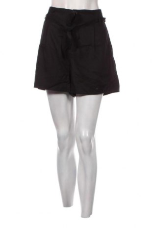 Pantaloni scurți de femei Superdry, Mărime M, Culoare Negru, Preț 114,08 Lei