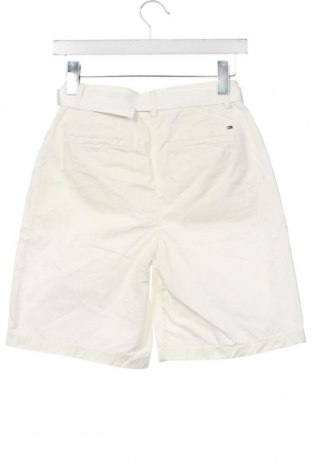 Дамски къс панталон Tommy Hilfiger, Размер XS, Цвят Бял, Цена 126,00 лв.