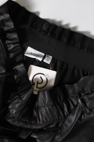 Γυναικείο κοντό παντελόνι VILA, Μέγεθος M, Χρώμα Μαύρο, Τιμή 20,62 €