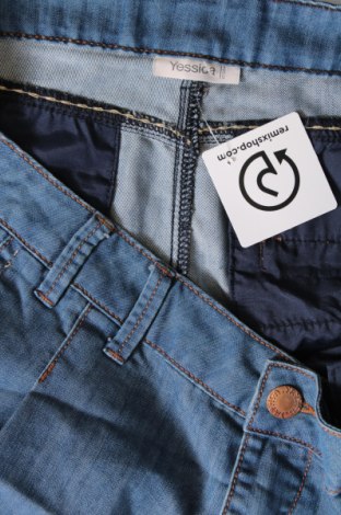Pantaloni scurți de femei Yessica, Mărime XXL, Culoare Albastru, Preț 62,50 Lei