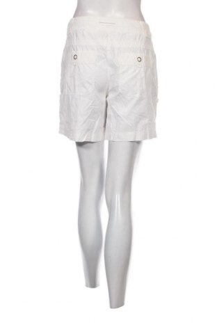 Damen Shorts Yessica, Größe M, Farbe Weiß, Preis 13,22 €