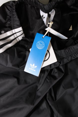 Pantaloni scurți de femei Adidas Originals, Mărime S, Culoare Negru, Preț 236,84 Lei