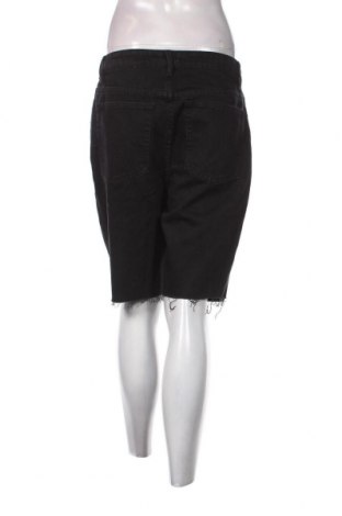 Γυναικείο κοντό παντελόνι Edited, Μέγεθος M, Χρώμα Μαύρο, Τιμή 29,90 €